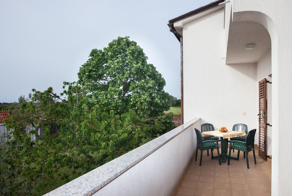 B&B Moderno Фажана Номер фото