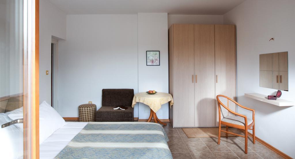 B&B Moderno Фажана Номер фото