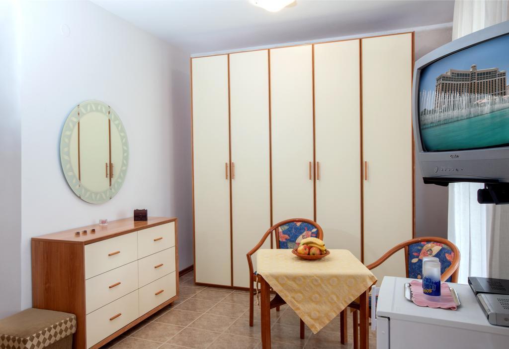 B&B Moderno Фажана Номер фото